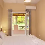 Case de vacanță Cypress Harmony! Kompítsion